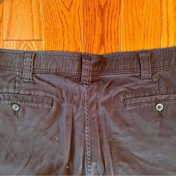 ST. JOHN’s BAY COMFORT STRETCH 10” MEN’s CARGO SHORT IN NAVY BLUE SIZE 40 - Picture 5 of 6